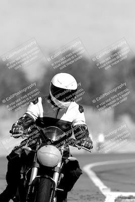 media/Nov-06-2023-Moto Forza (Mon) [[ce023d0744]]/4-Beginner Group/Session 3 (Track Exit)/